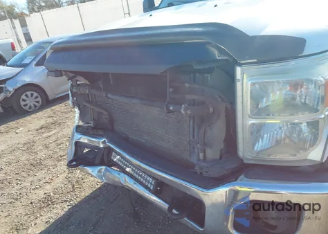 2015 Ford F-250 Xl z USA, uszkodzony, nr VIN 1FT7X2BT7FEA94905